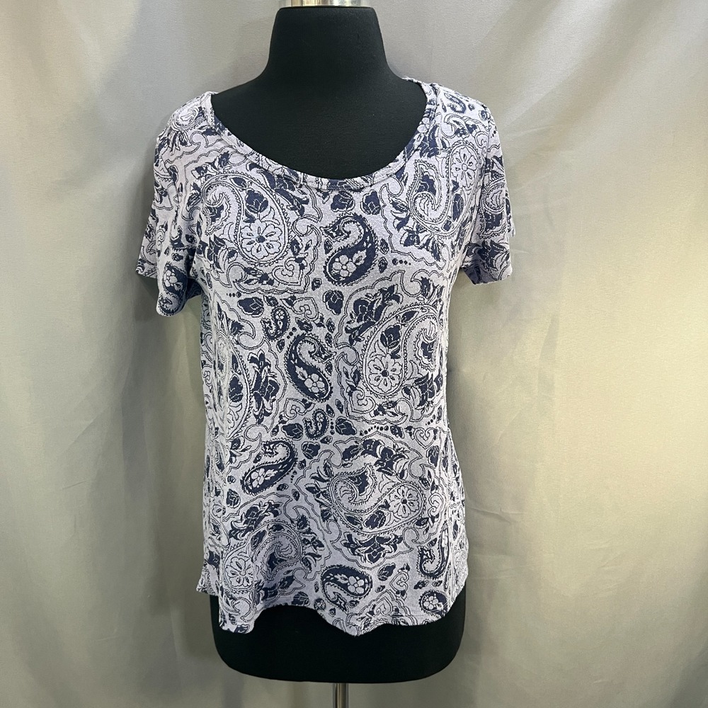 Lularoe Classic Tee Womens Small Purple Paisley Print Rayon Scoop Neck Pullover